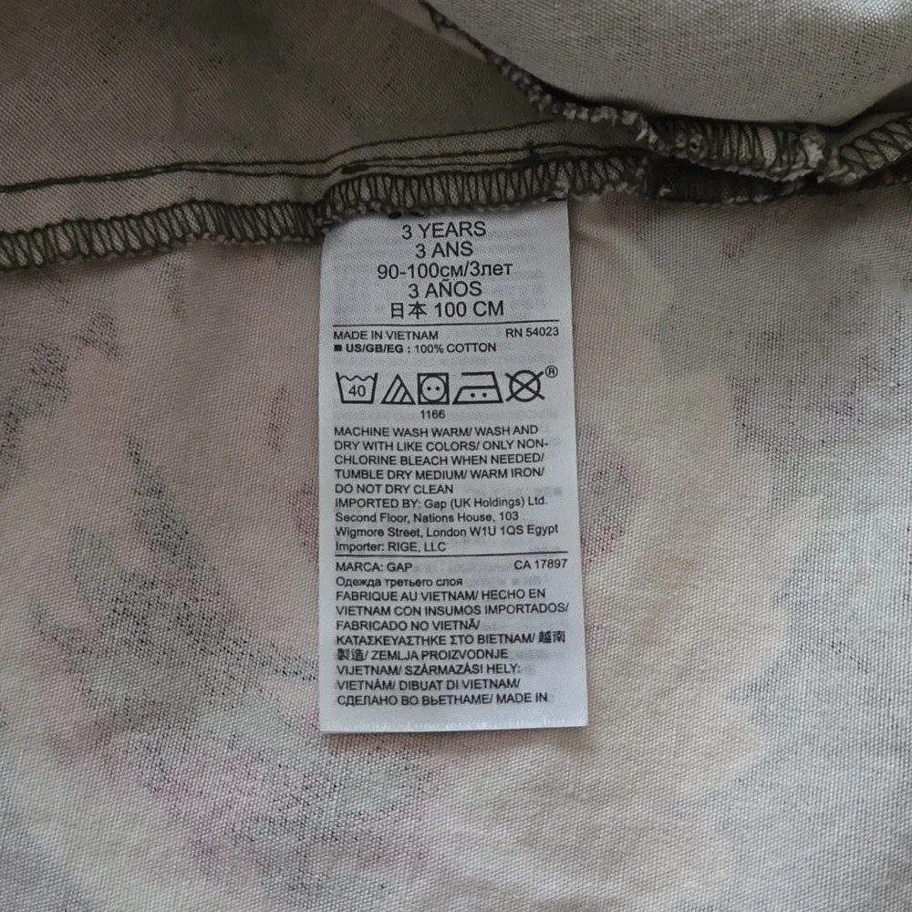 Gap Girl's Camo & Pink Rose Hooded Poncho, 3 years